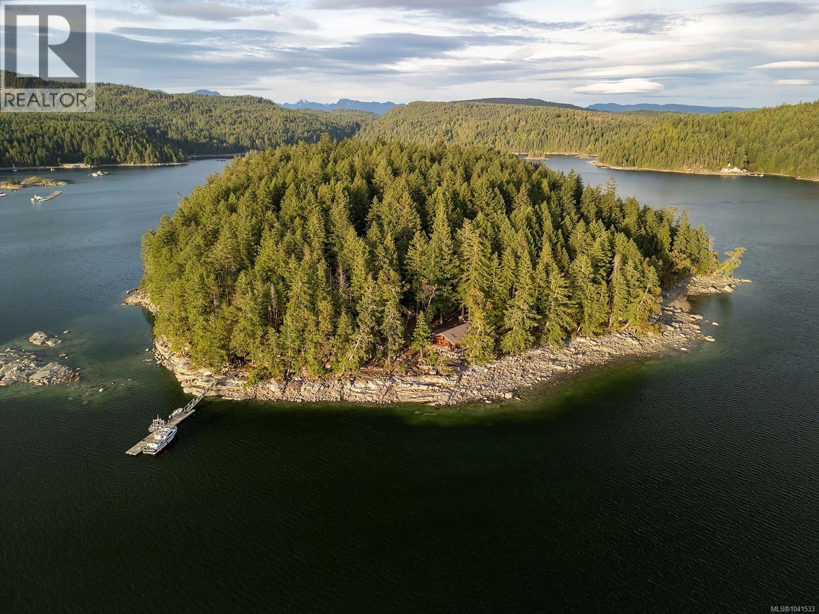  Tan Island, Cortes Island, British Columbia V0P 1Z0