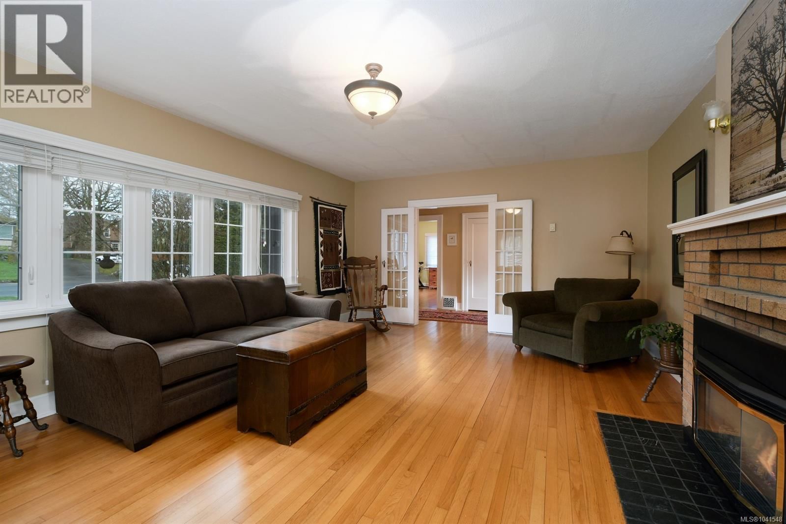 3919 Quadra Street property photo