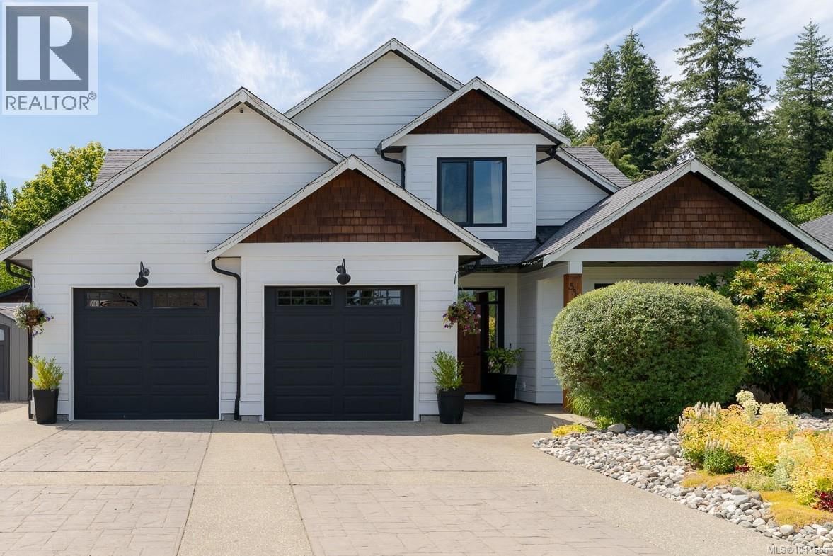 5546 Woodland Crescent