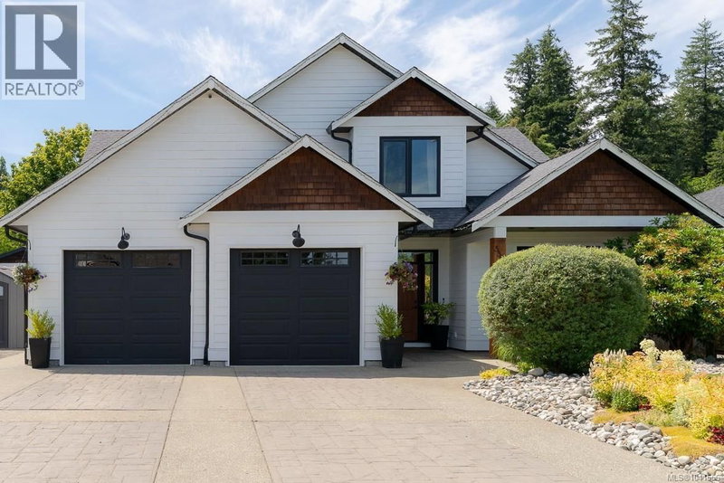 5546 Woodland Crescent West Port Alberni British Columbia, V9Y 8E6 - 5 Bedrooms Home For Sale