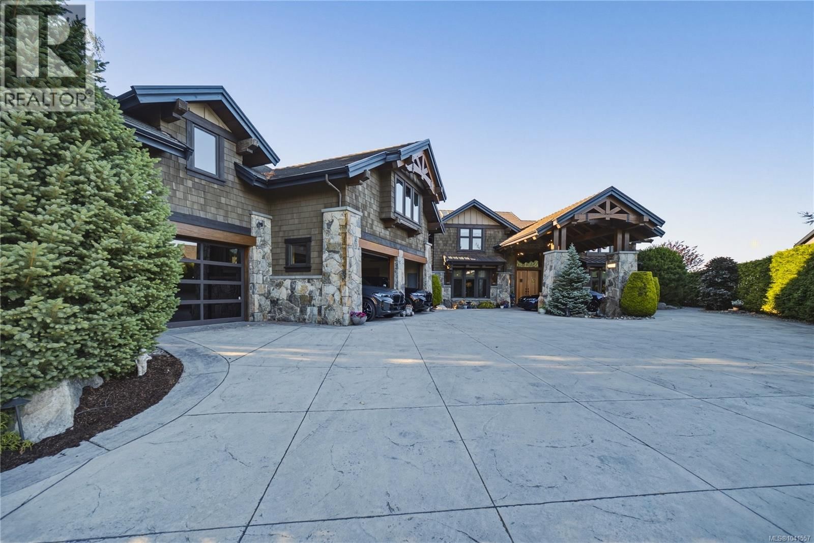 5025 Hinrich View property photo