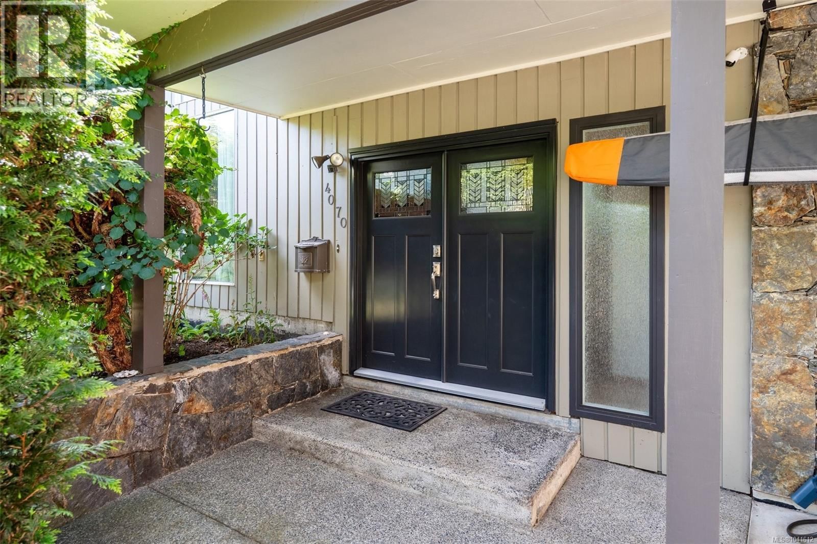 4070 Larchwood Drive property photo