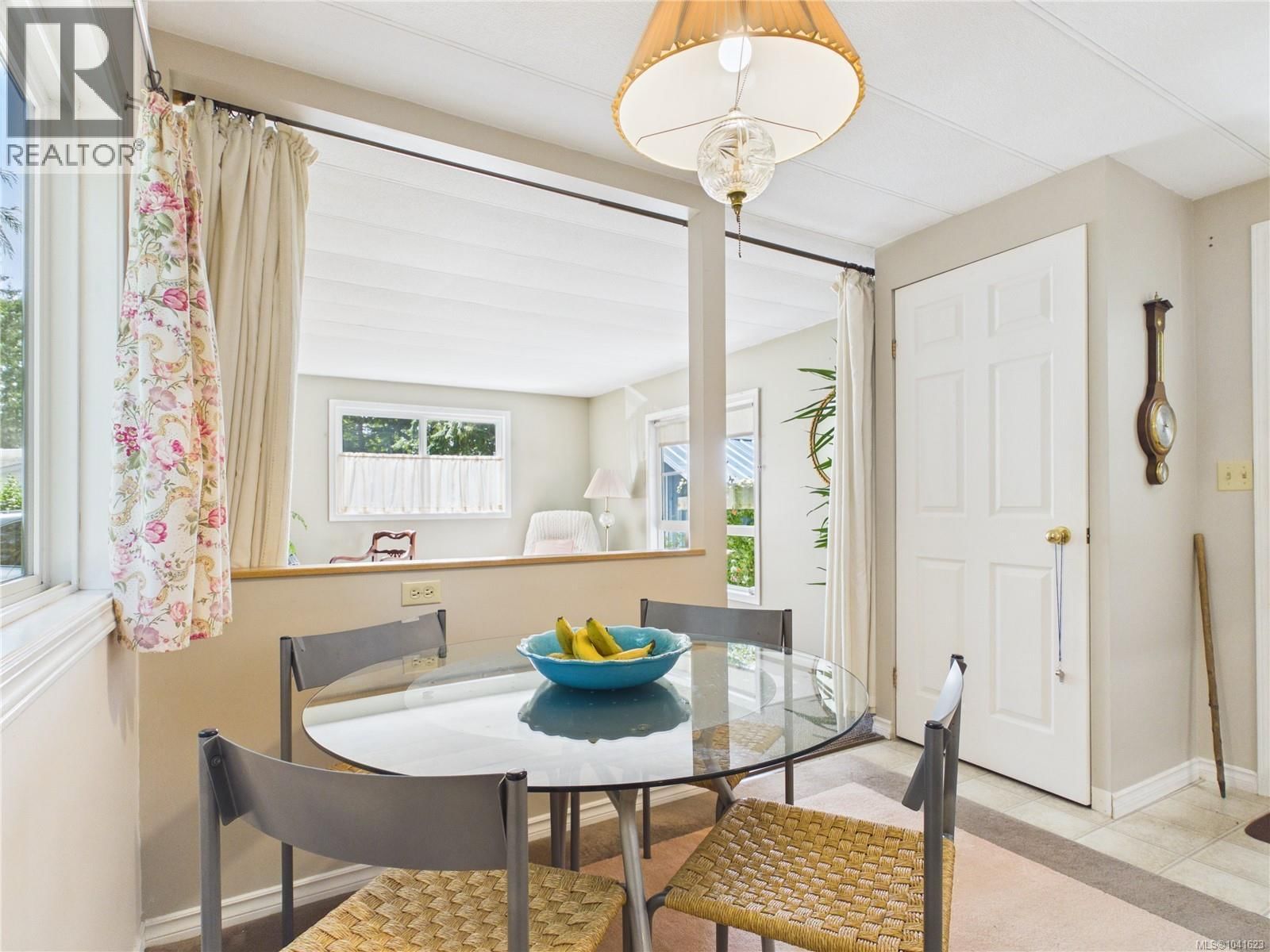 5 25 Maki Road property photo