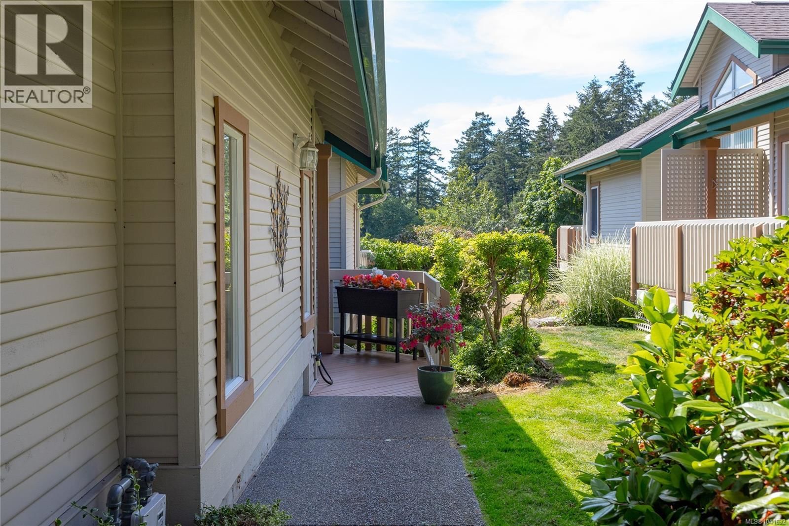 76 530 Marsett Place property photo