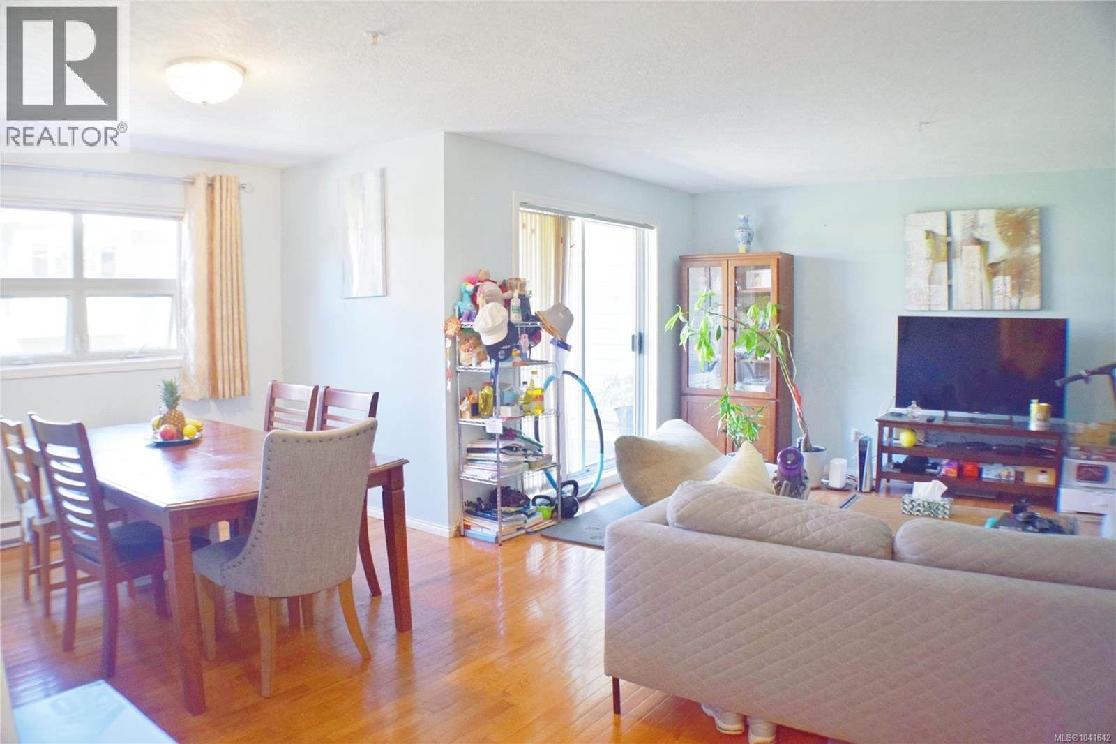 207 1694 Cedar Hill Cross Road property photo
