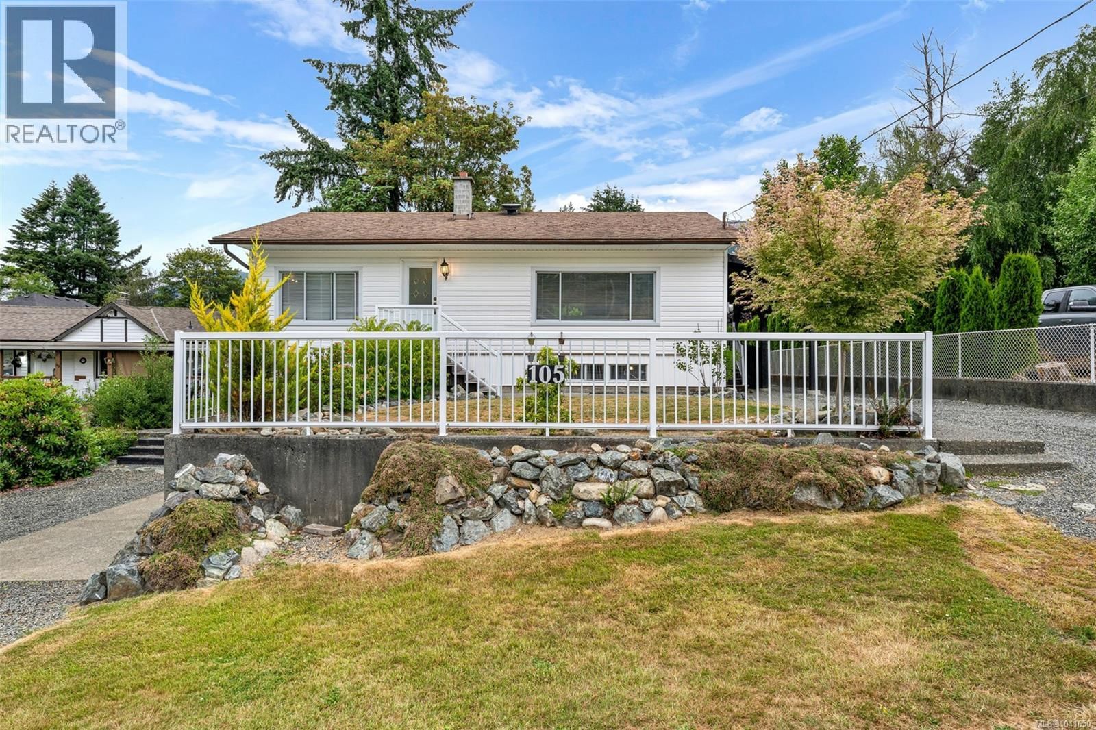 105 Cowichan Avenue