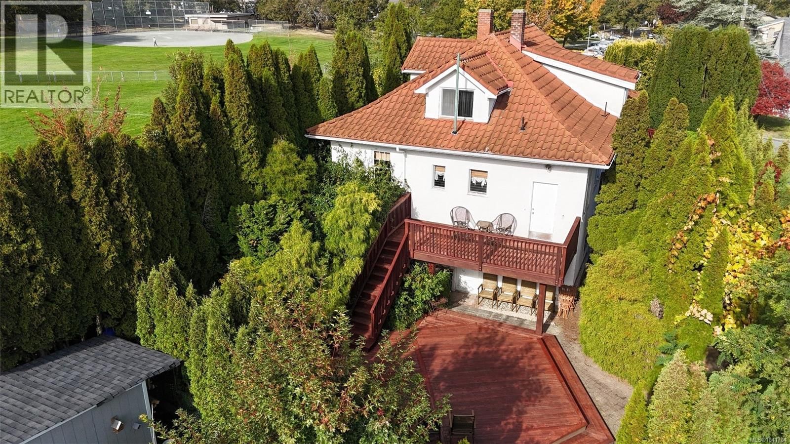 1295 Santa Rosa Avenue property photo