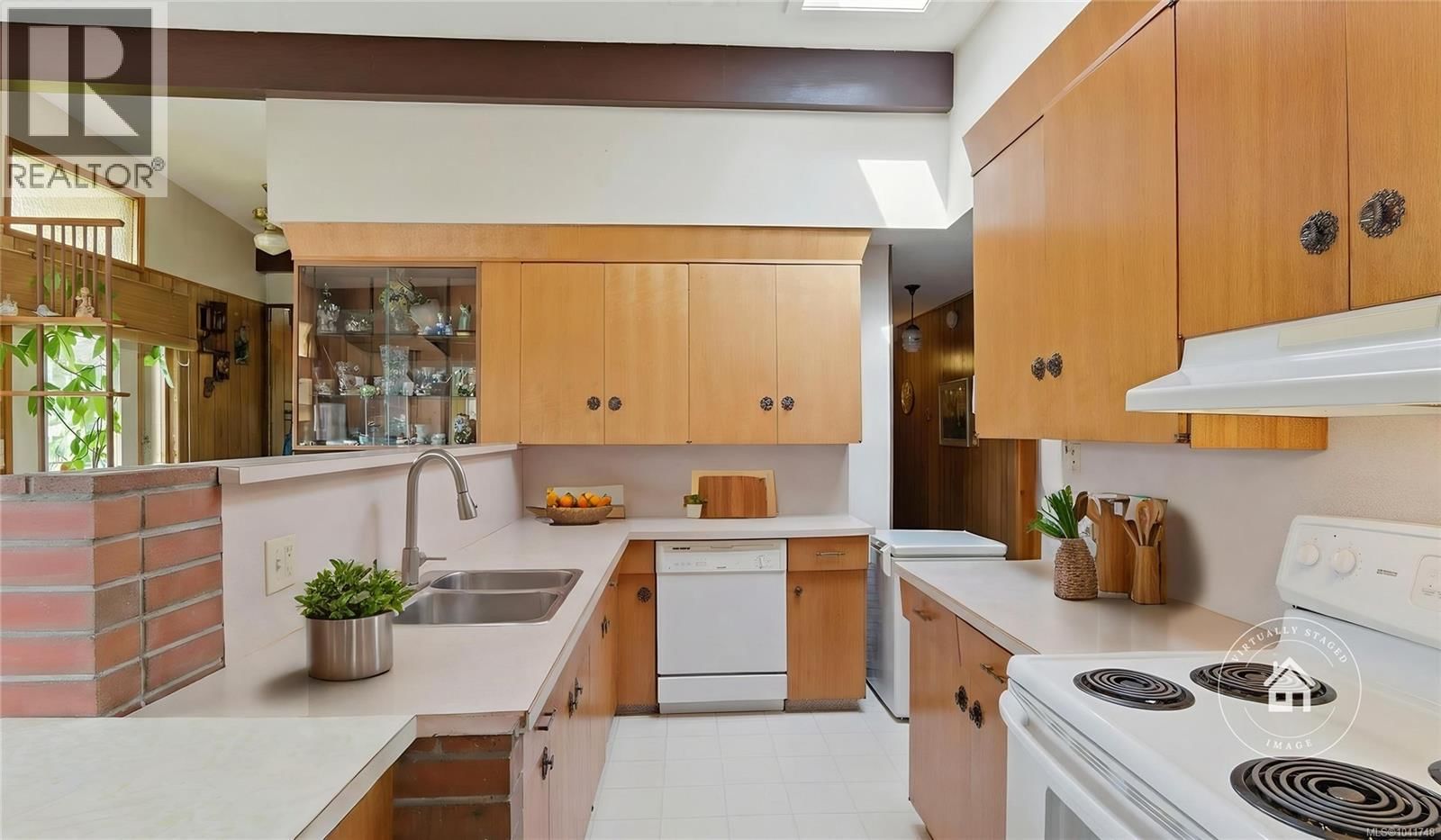 559 Johnstone Road property photo