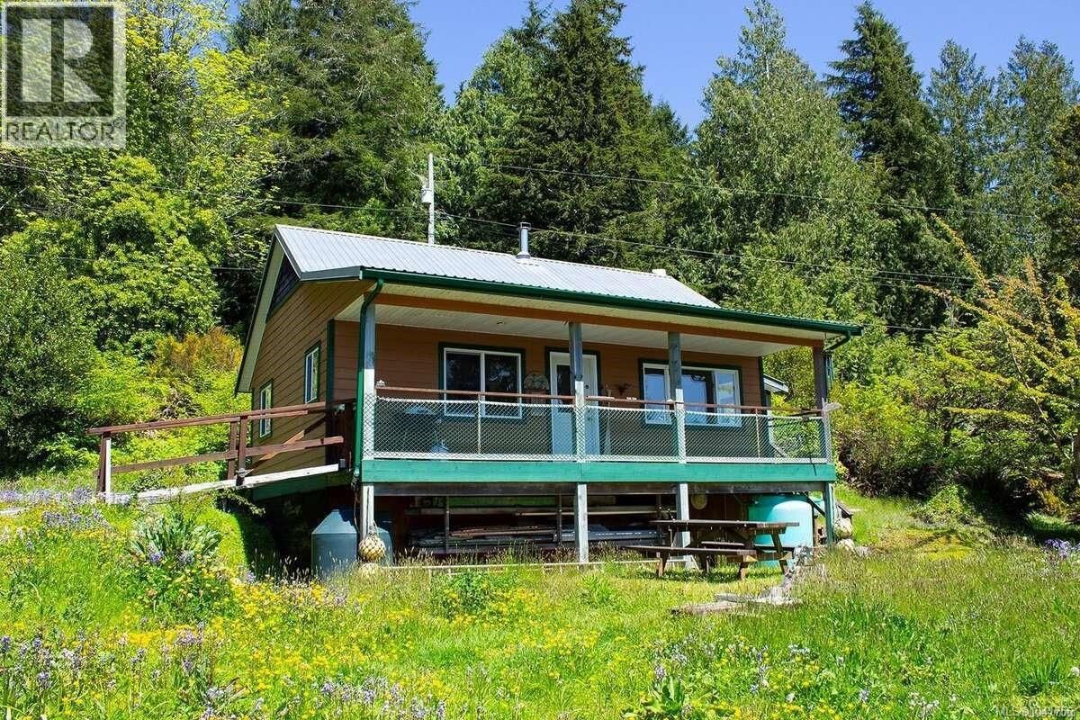 326 Grappler, Bamfield, British Columbia V0R 1B0