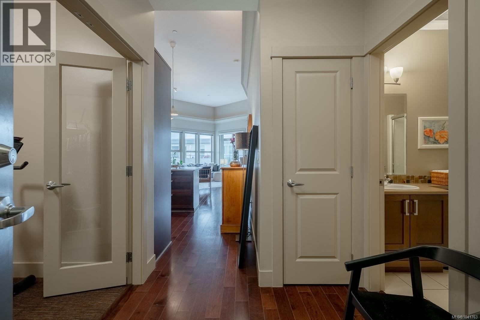 416 6310 McRobb Avenue property photo