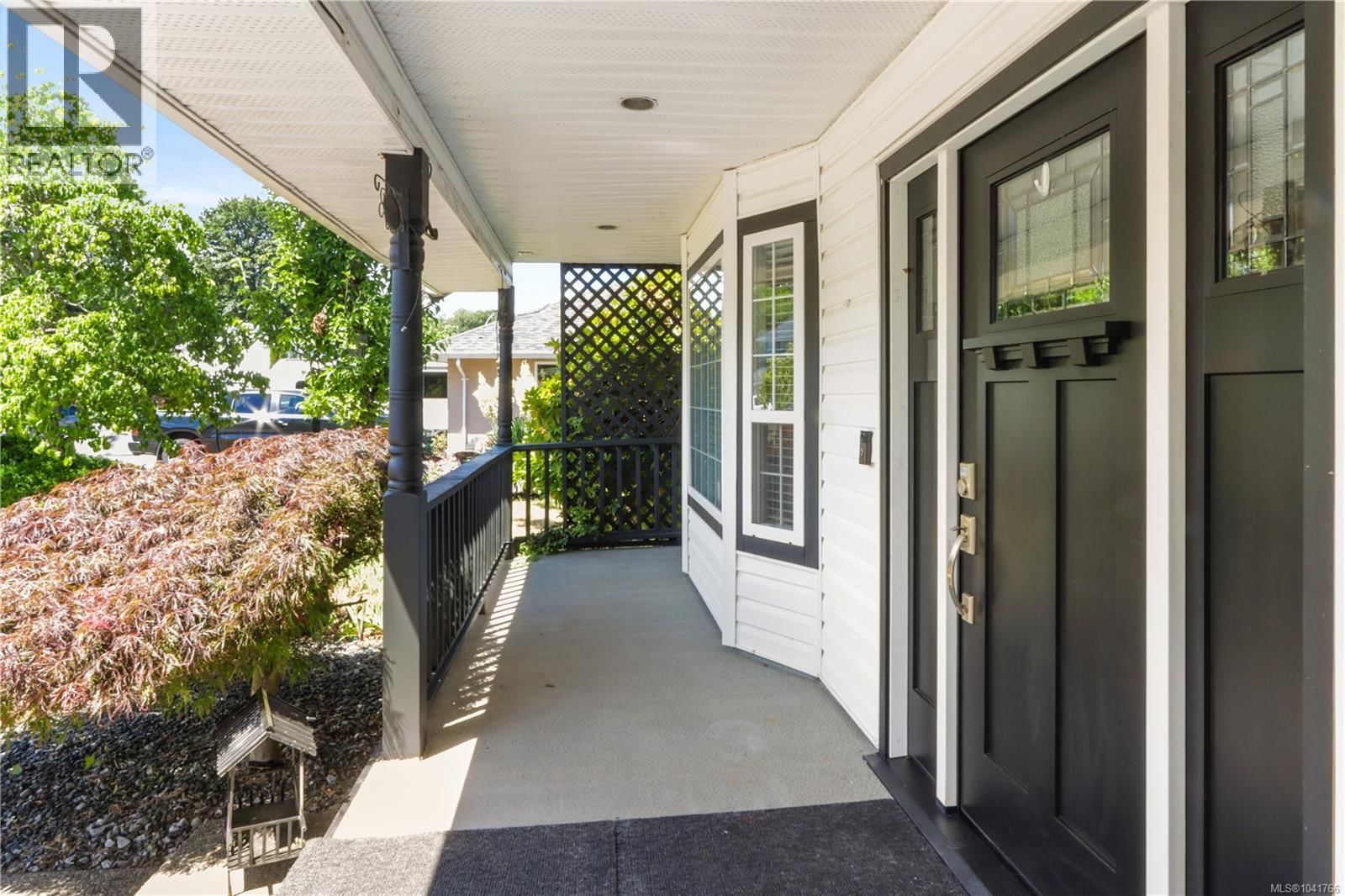 6178 Parkwood Drive property photo