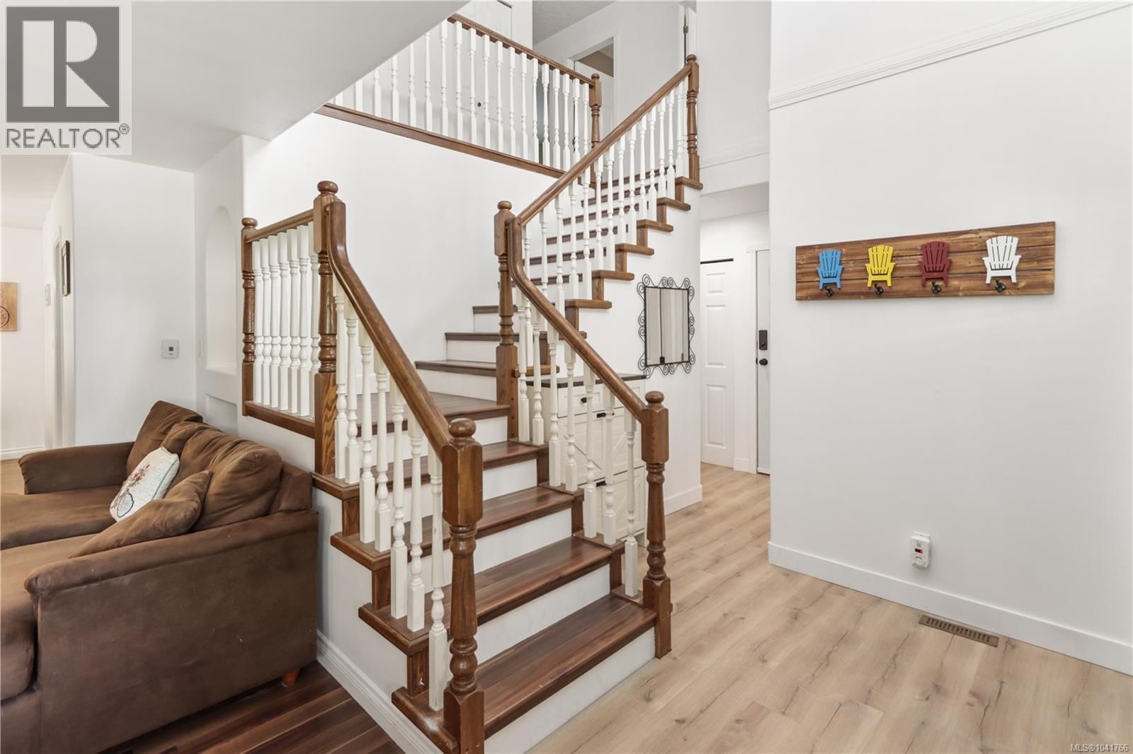 6178 Parkwood Drive property photo