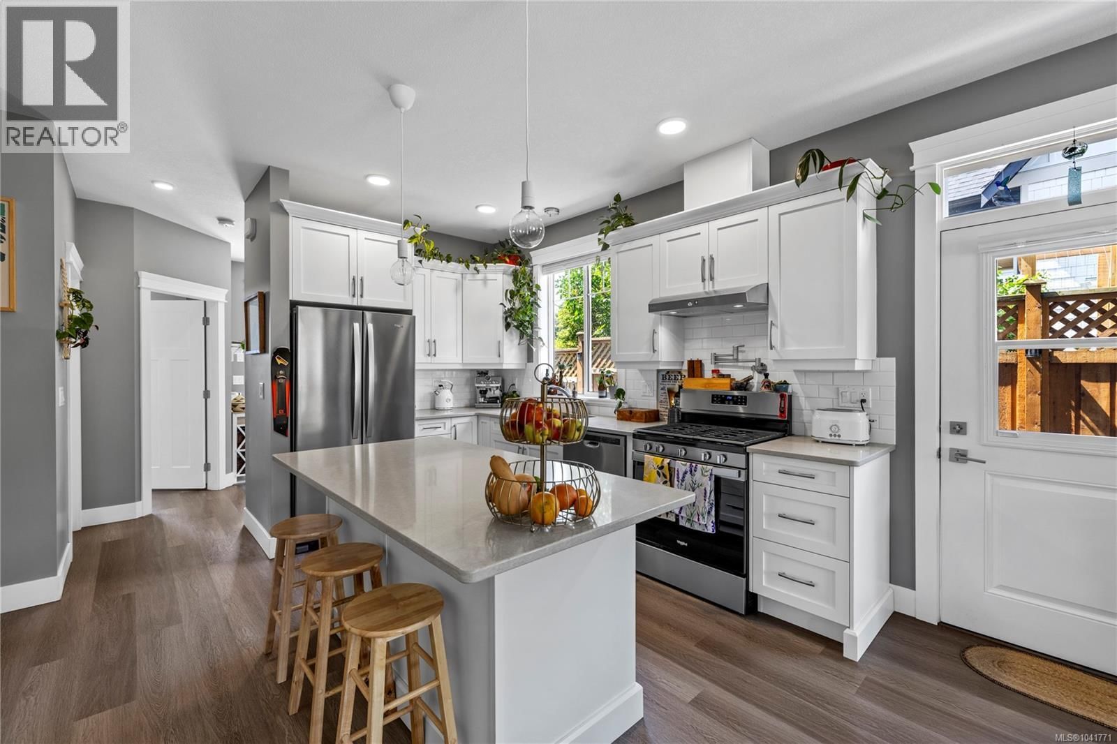 476 Machleary Street property photo