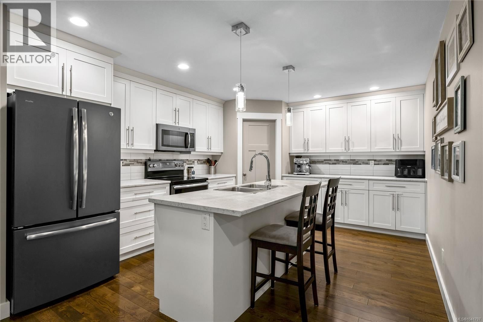 2378 Extension Road property photo