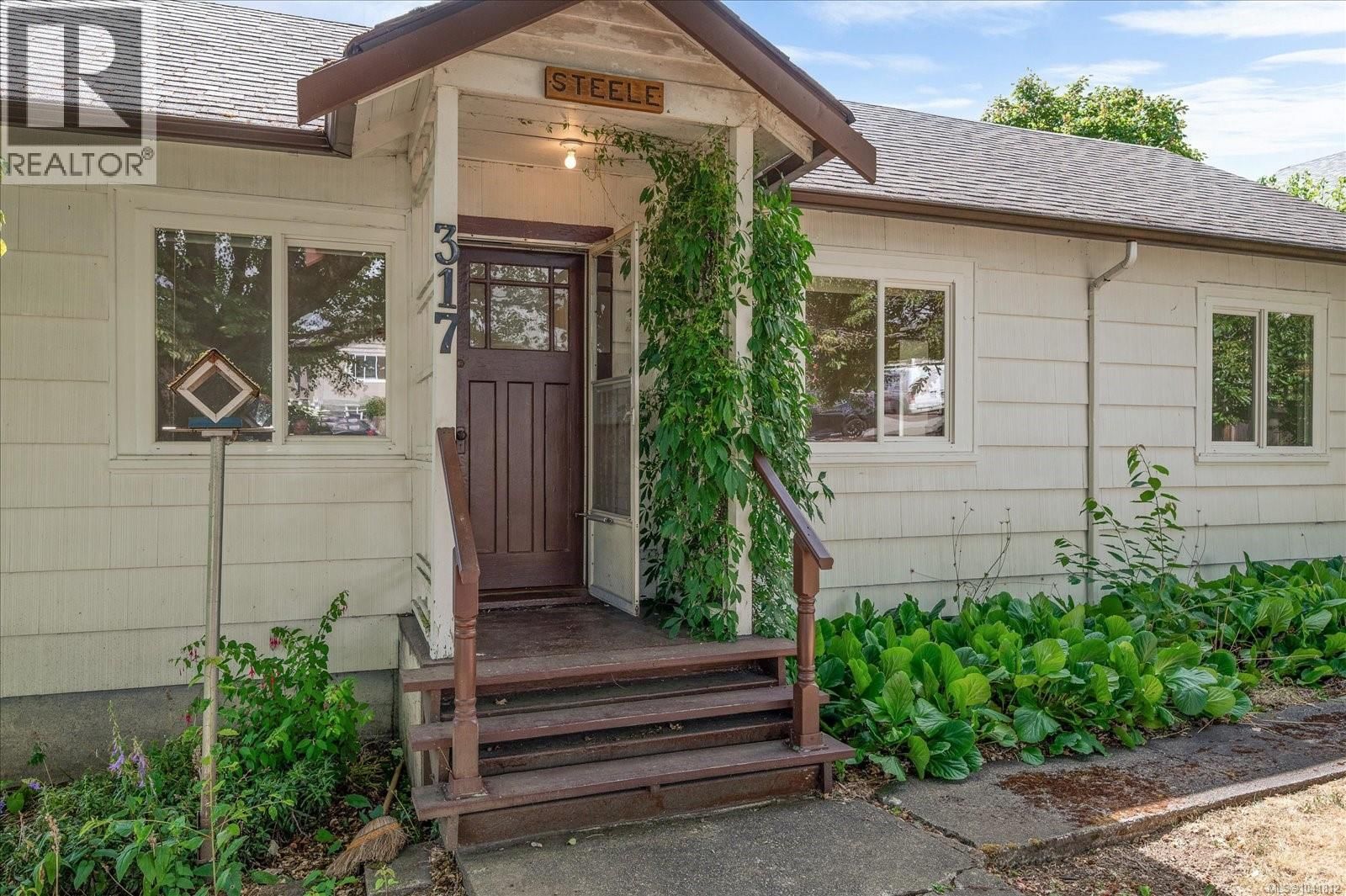 317 Baden Powell Street property photo