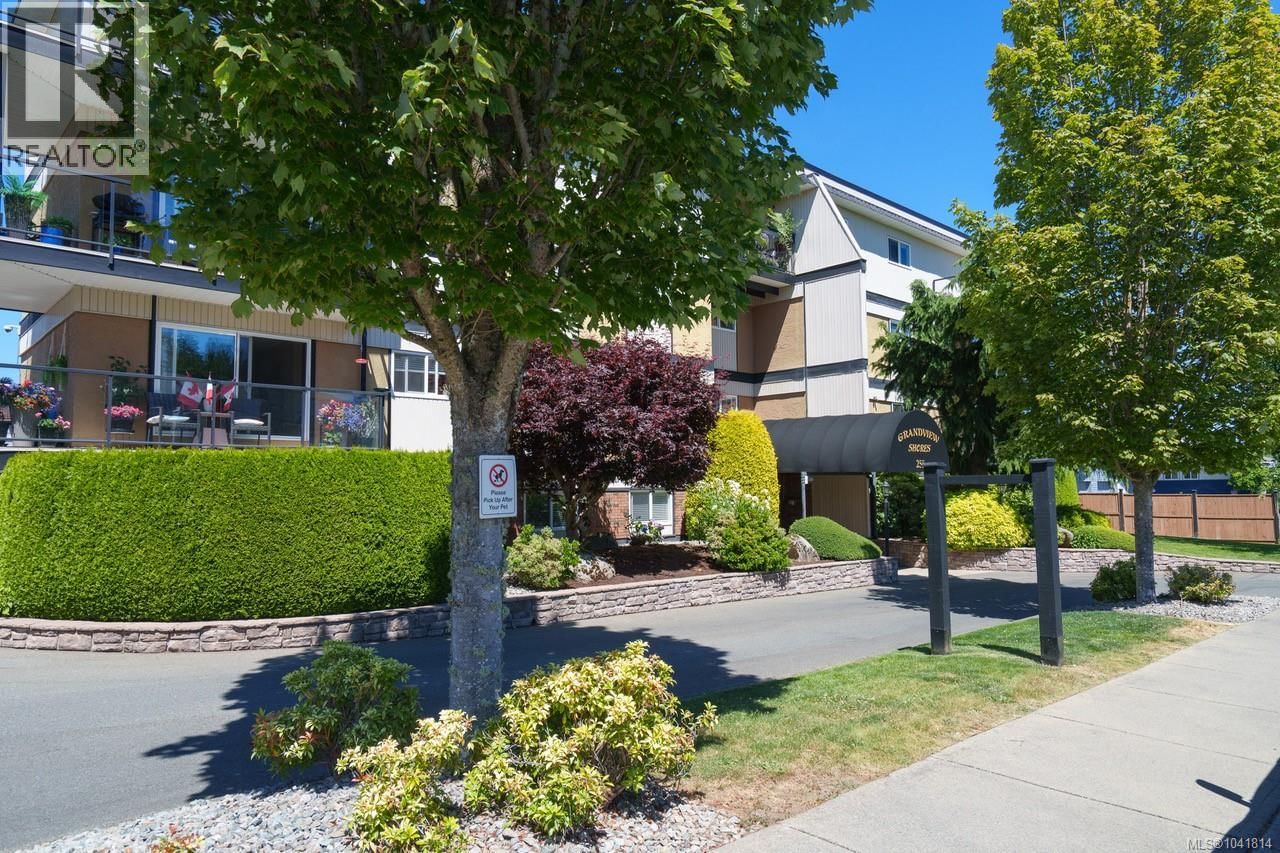 301 255 Hirst Avenue property photo