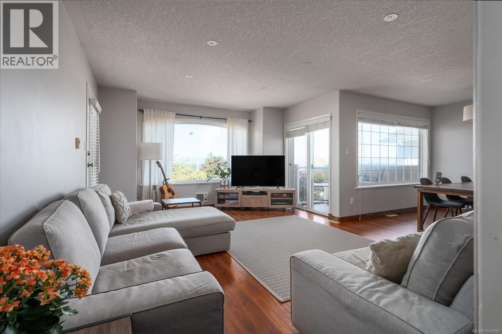 6427 Nidri Place property photo