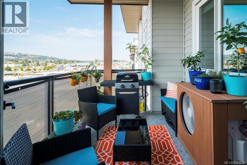 530 920 Reunion Avenue property photo