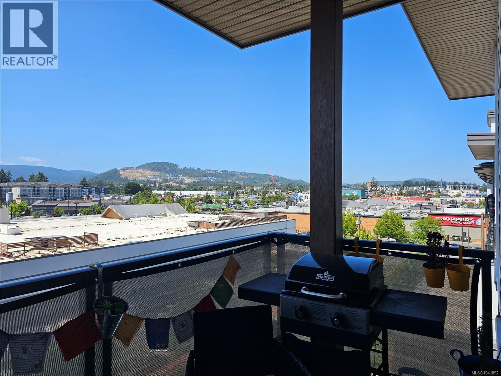 530 920 Reunion Avenue property photo