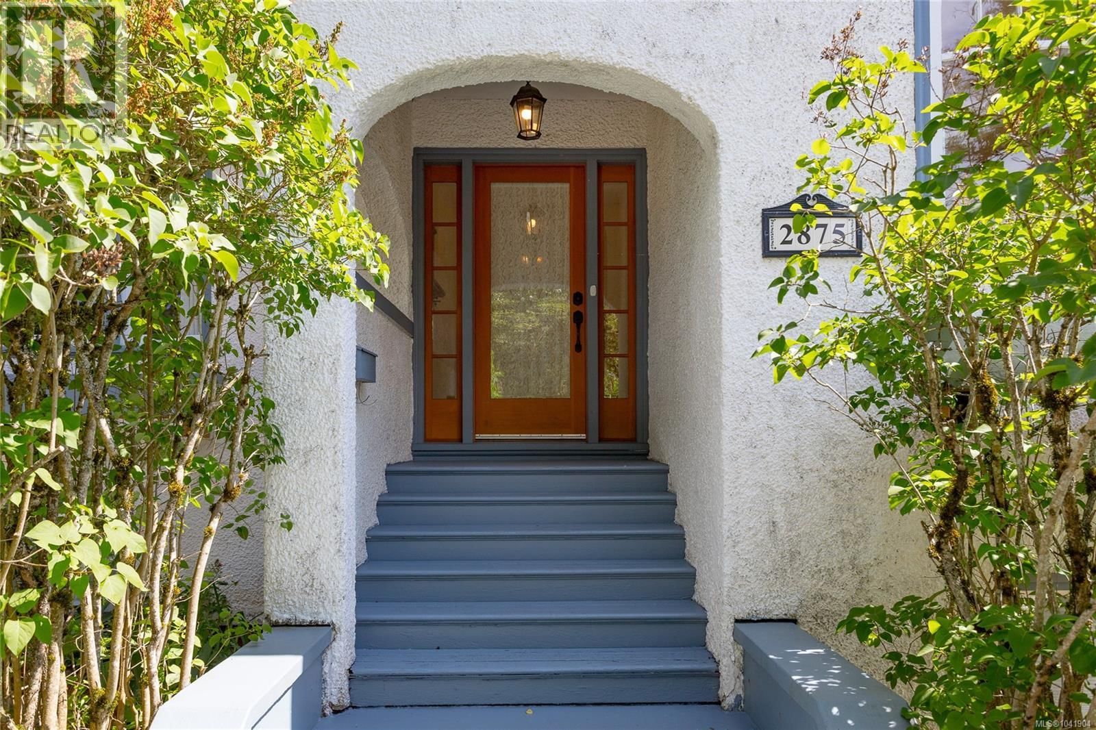 2875 Rockwell Avenue property photo
