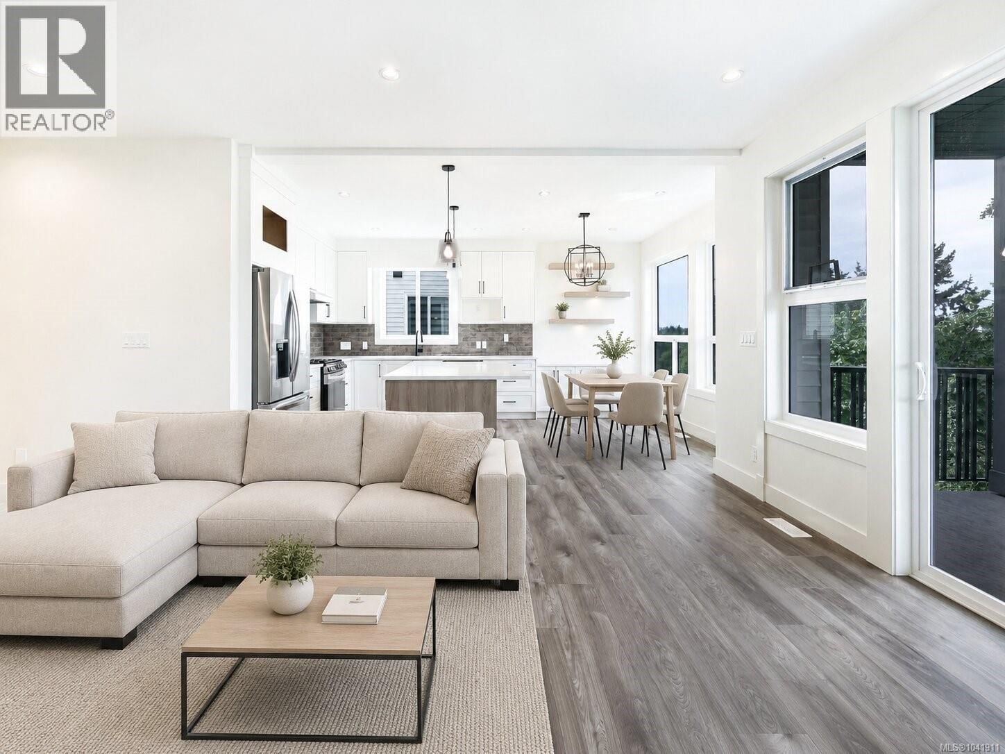909 Harbour View Street property photo