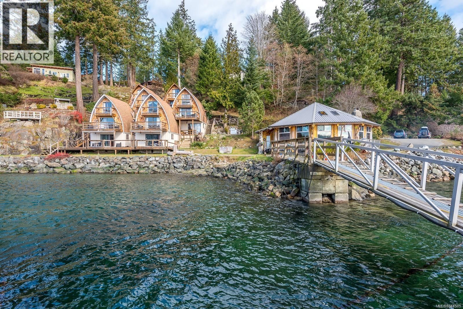 774 Cliffe Road, Quadra Island, British Columbia V0P 1N0