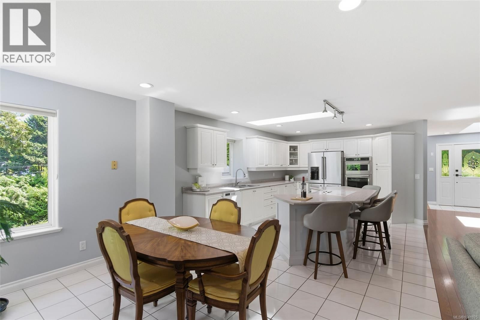 1608 Marina Way property photo