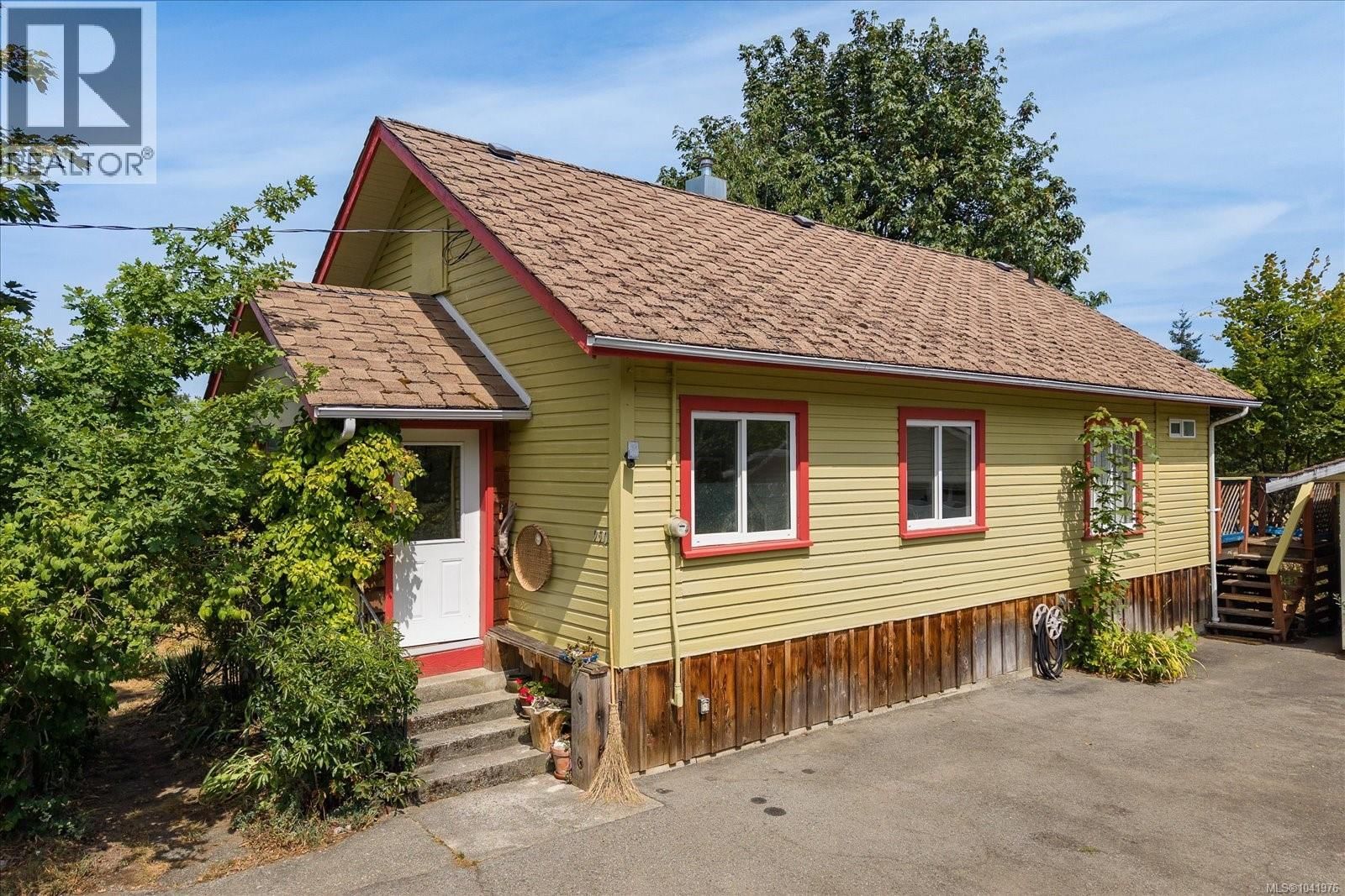 950 Bruce Avenue property photo