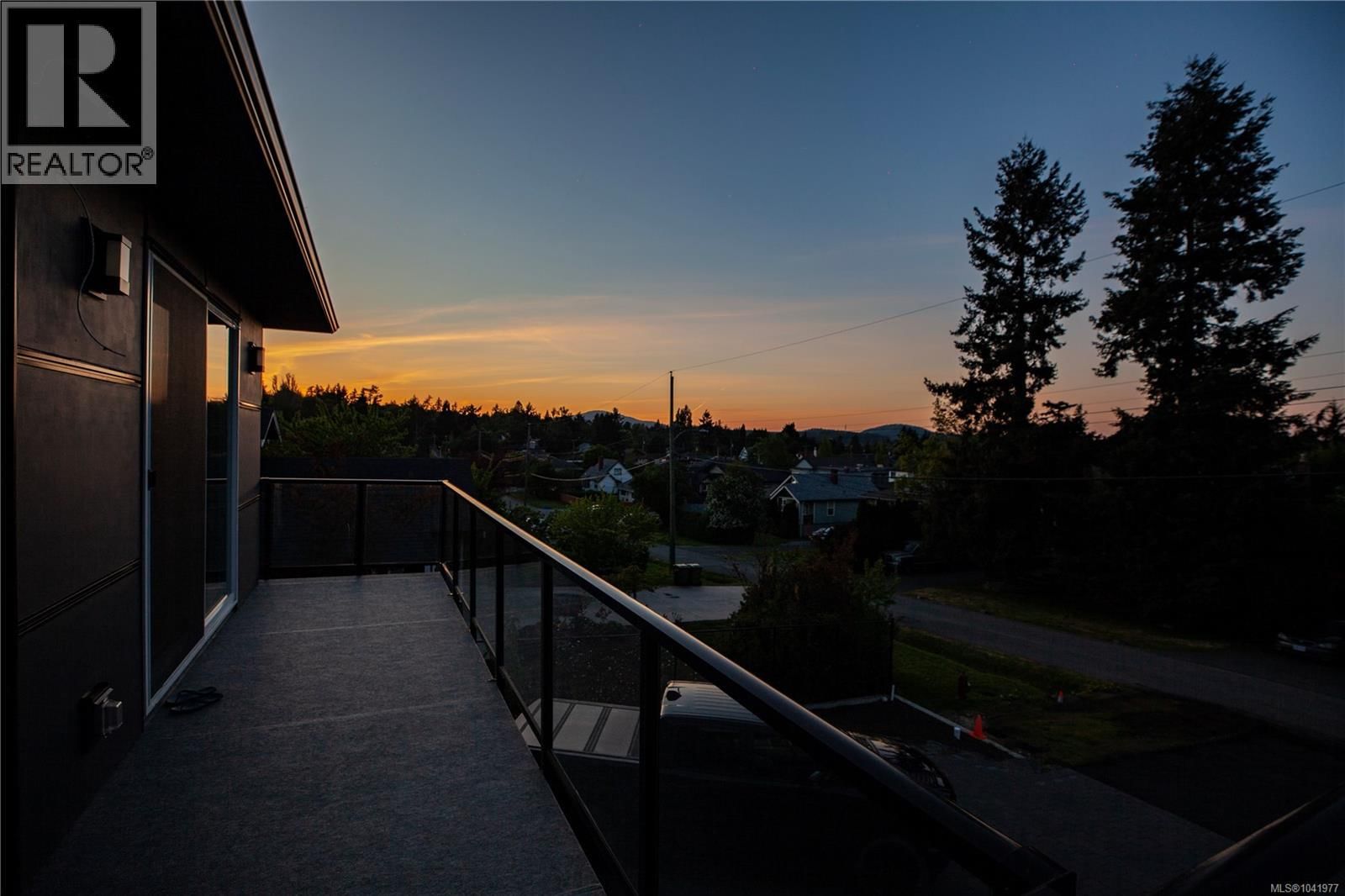 741 Snowdrop Avenue property photo