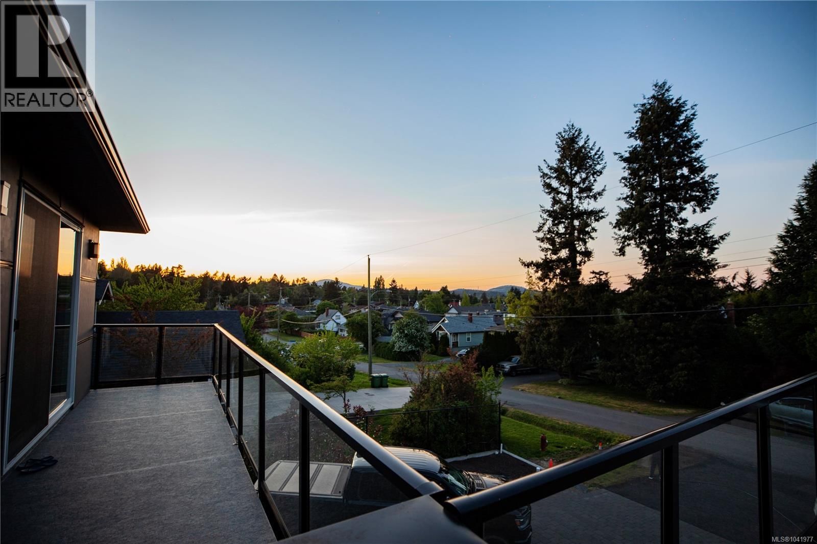 741 Snowdrop Avenue property photo