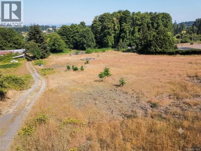 6275 Old East Road | Central Saanich British Columbia | Slide Image Nine