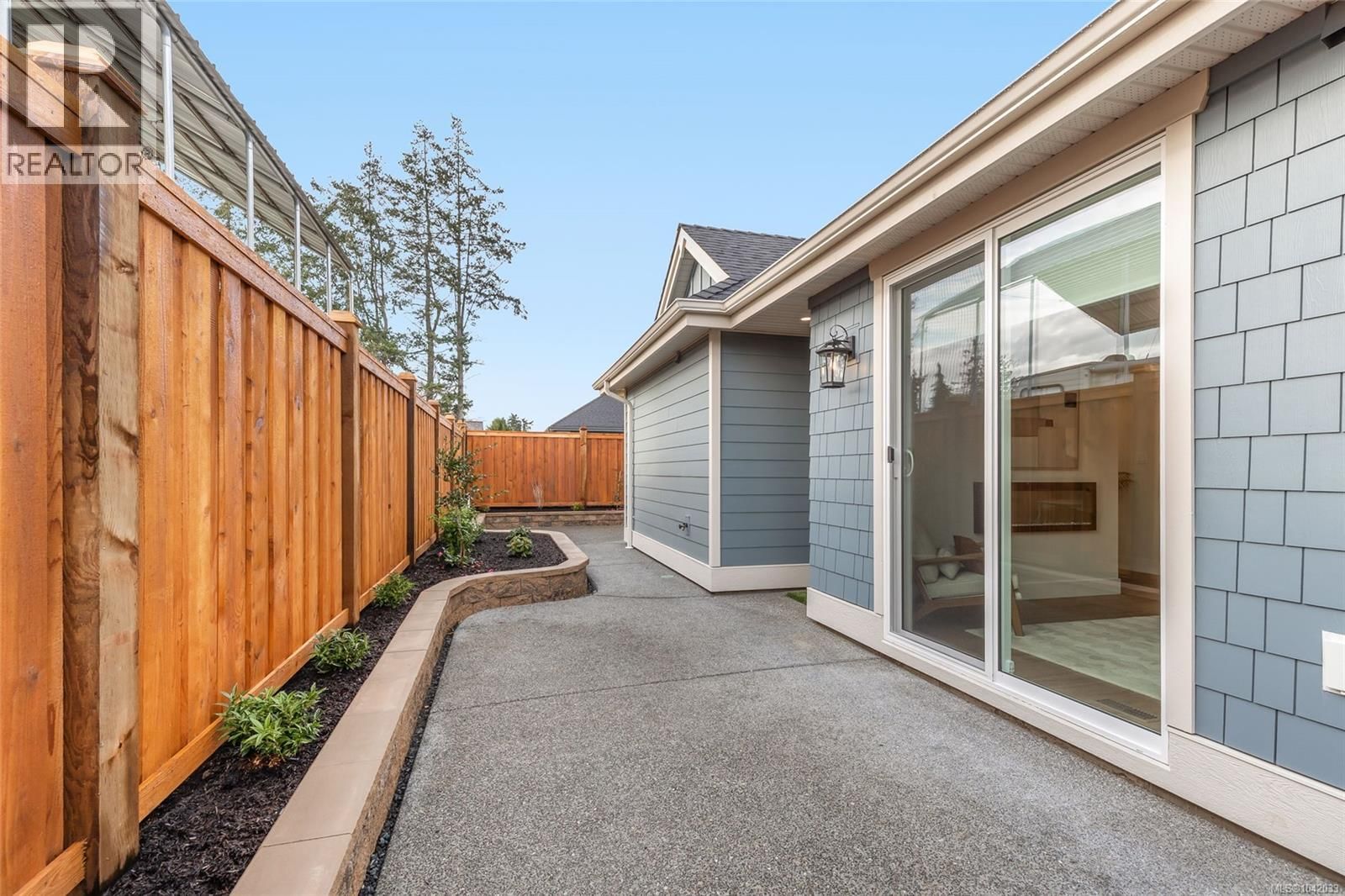 410 Hummingbird Place property photo