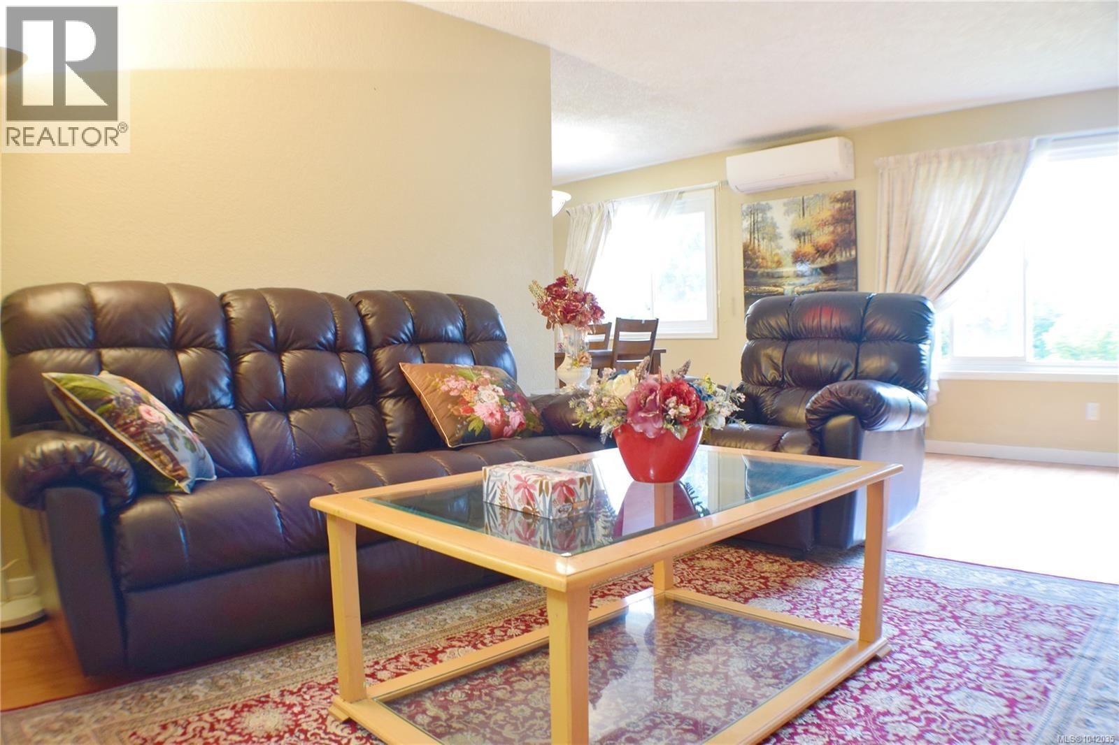 4091 Dawnview Crescent property photo