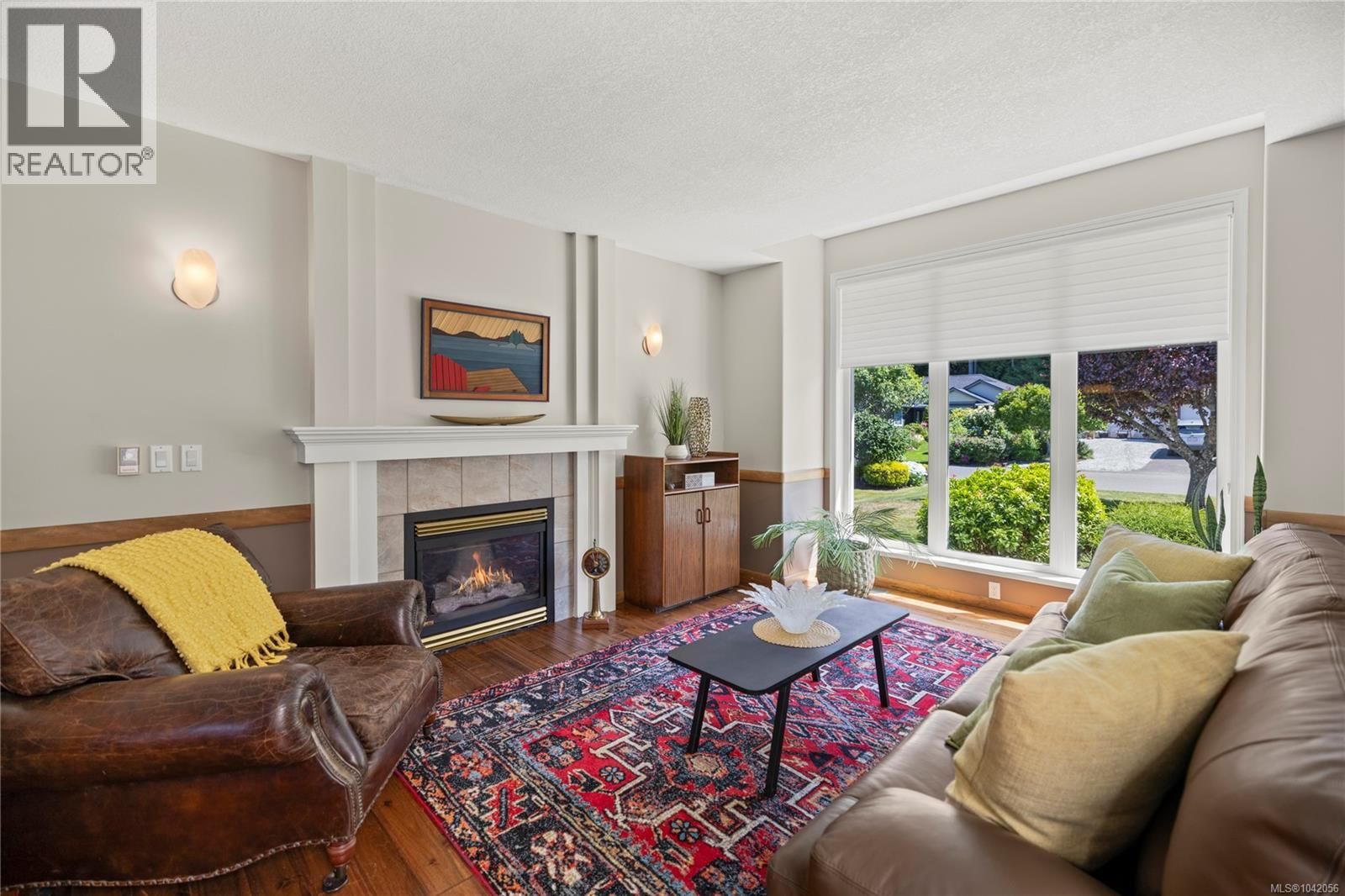 696 Redwood Drive property photo