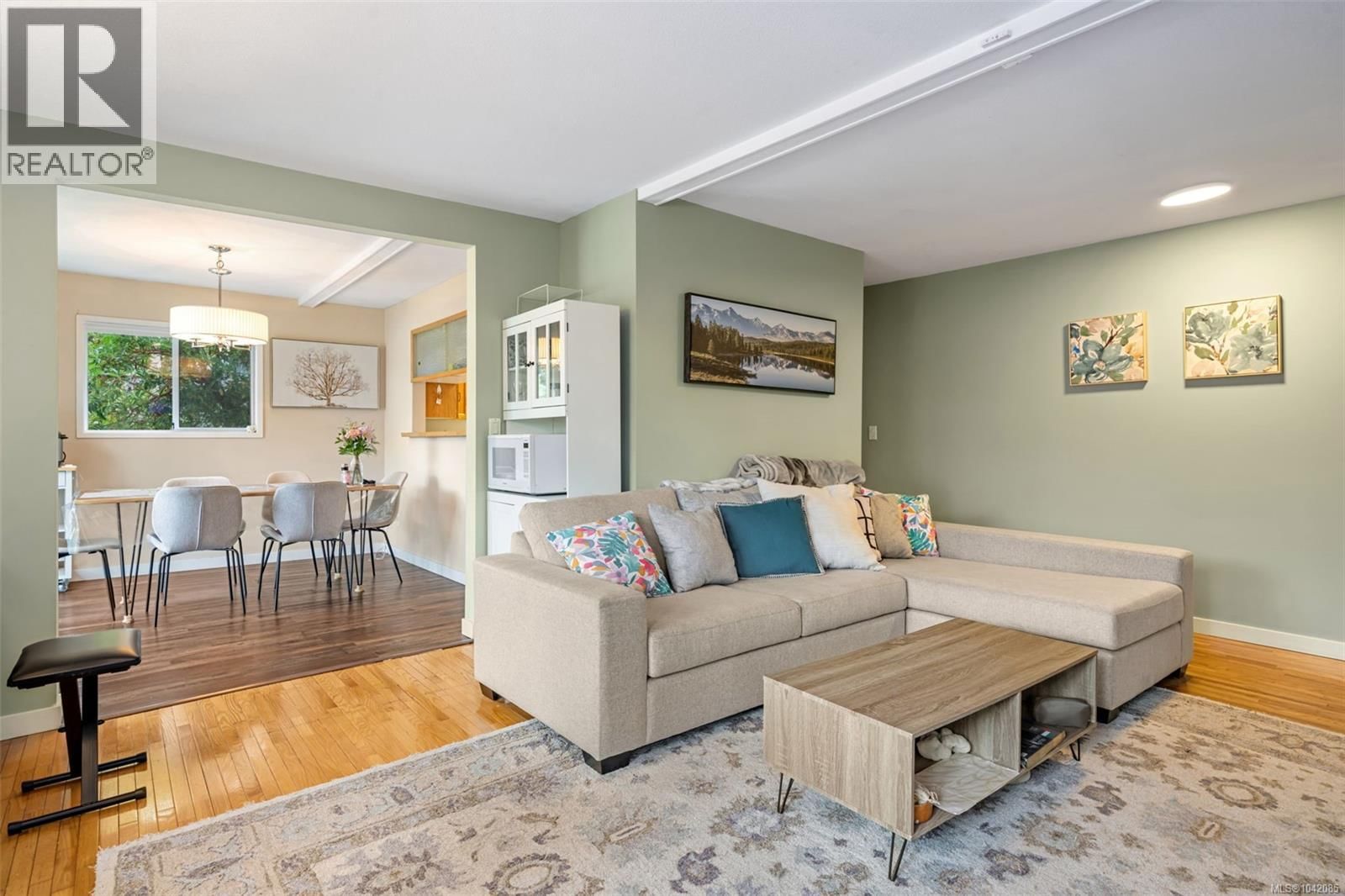 936 Arbutus Avenue property photo