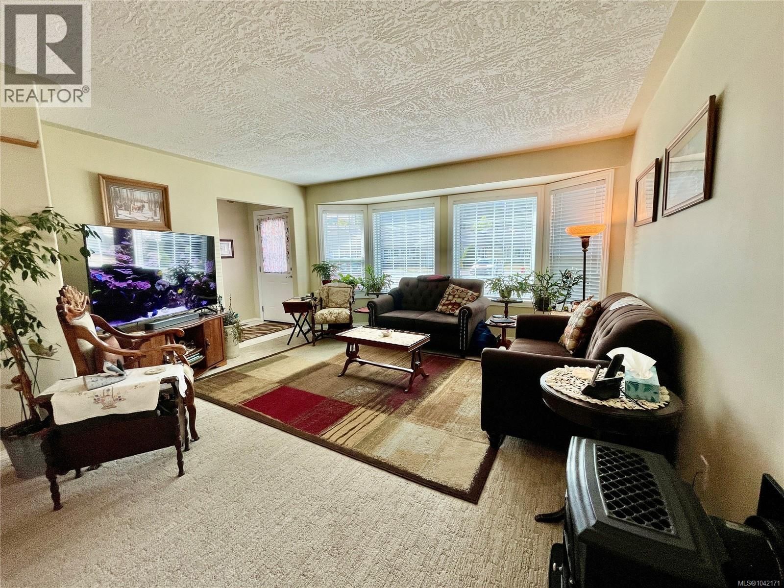 31 815 Dunsmuir Crescent property photo