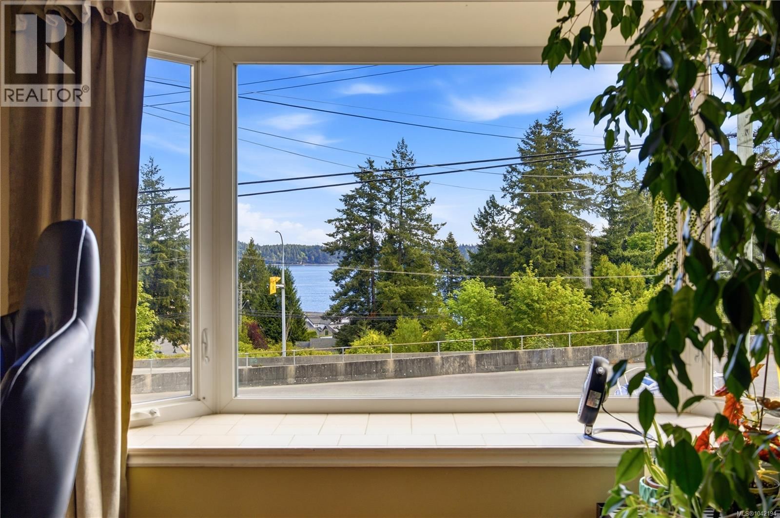 420 Strang Drive property photo