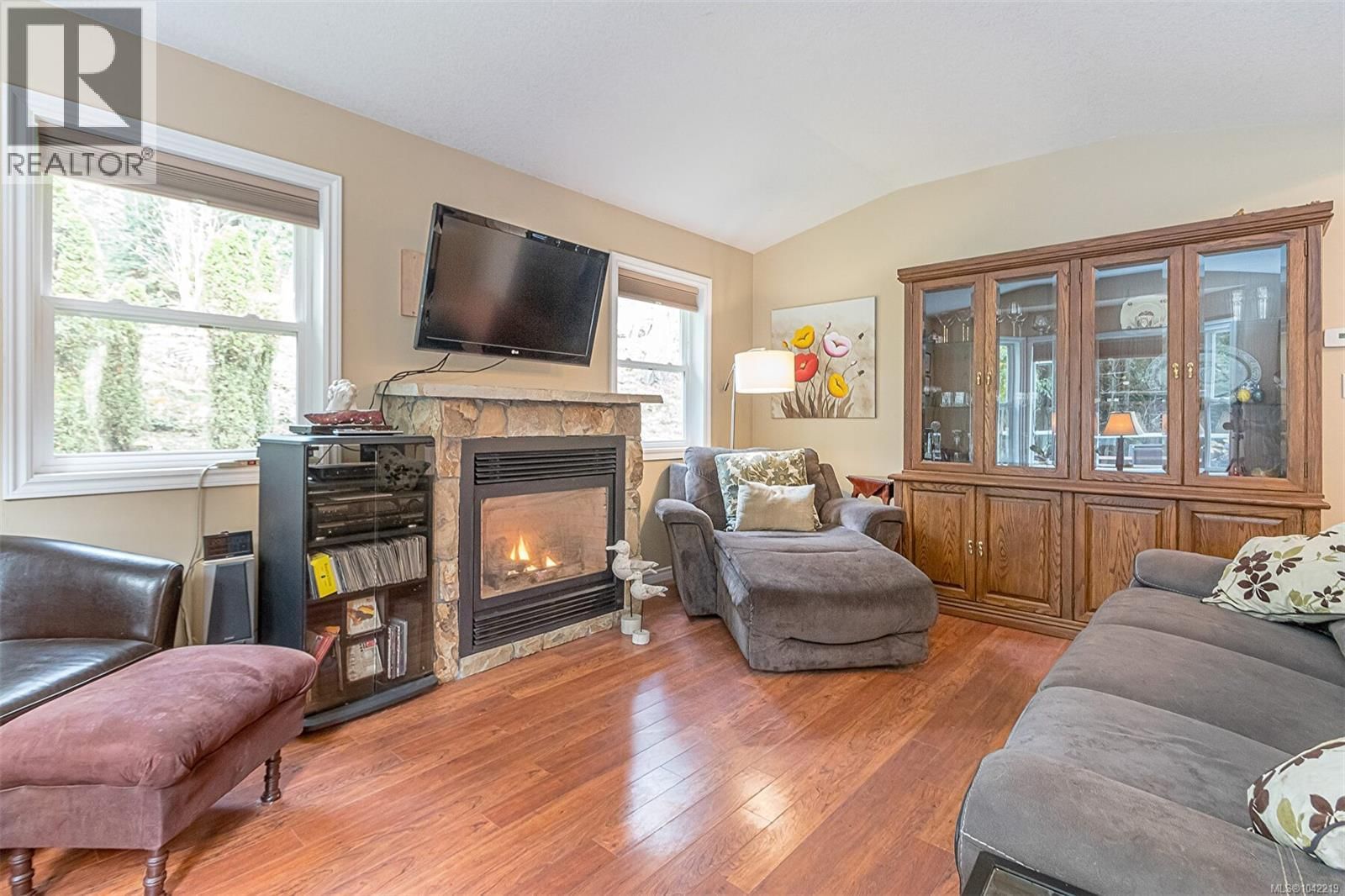 350 Dogwood Drive property photo