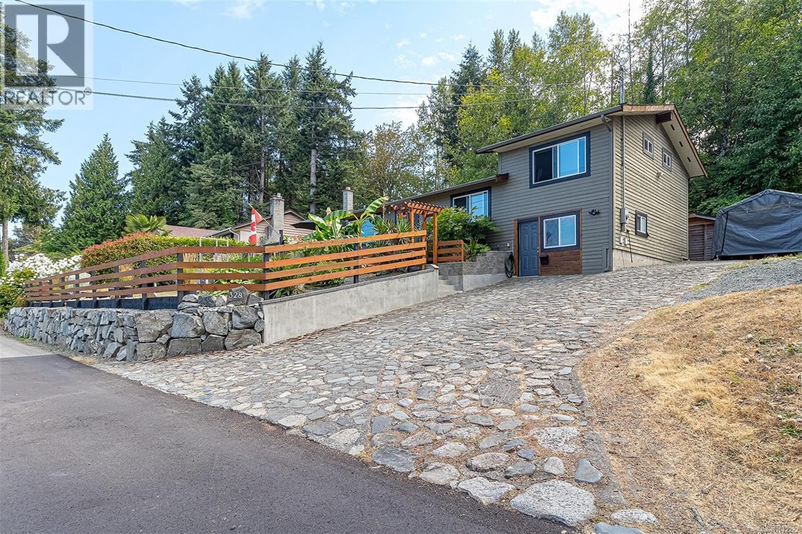 328 Tyrrell Road property photo