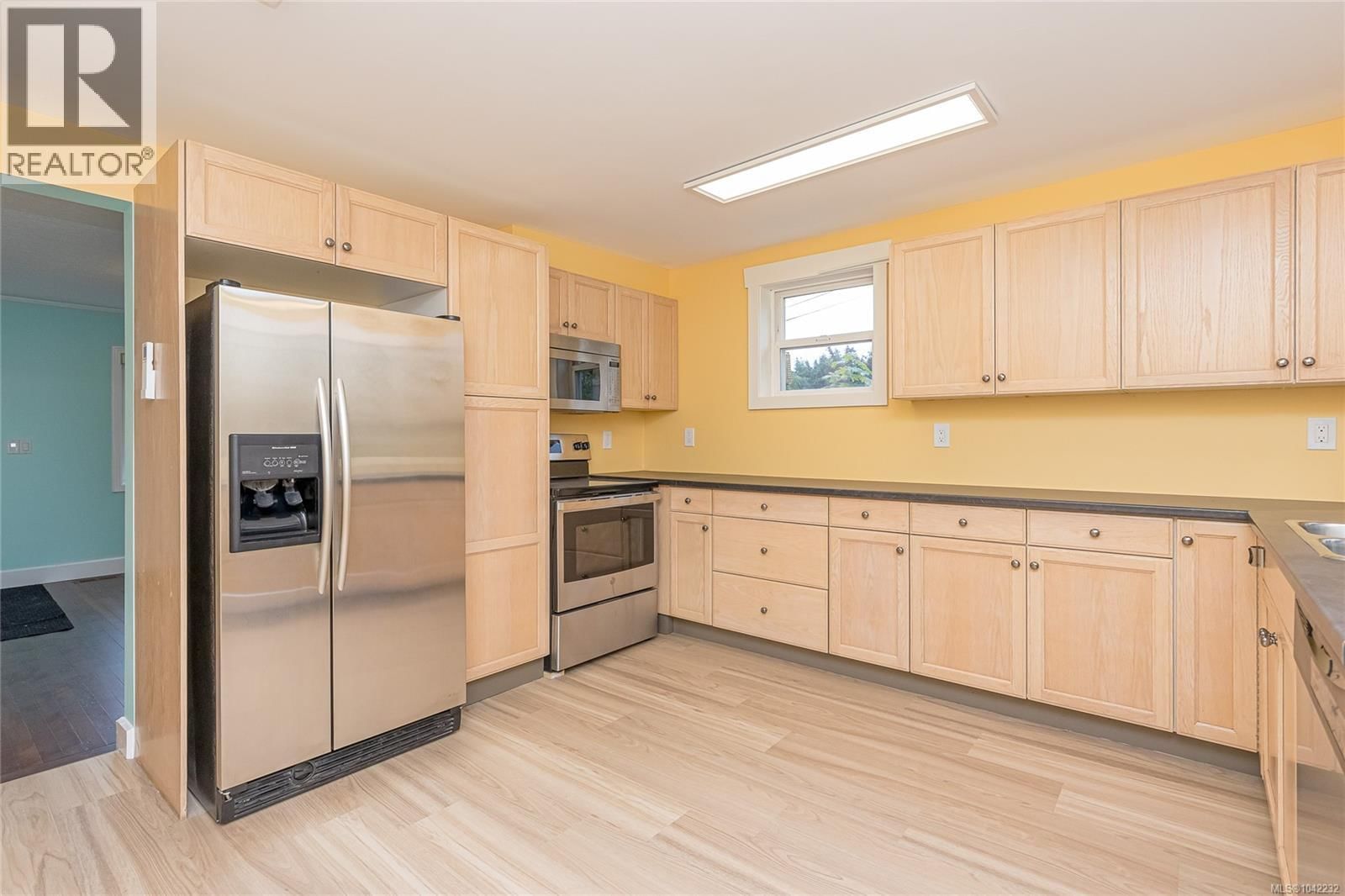 5934 Highland Avenue property photo