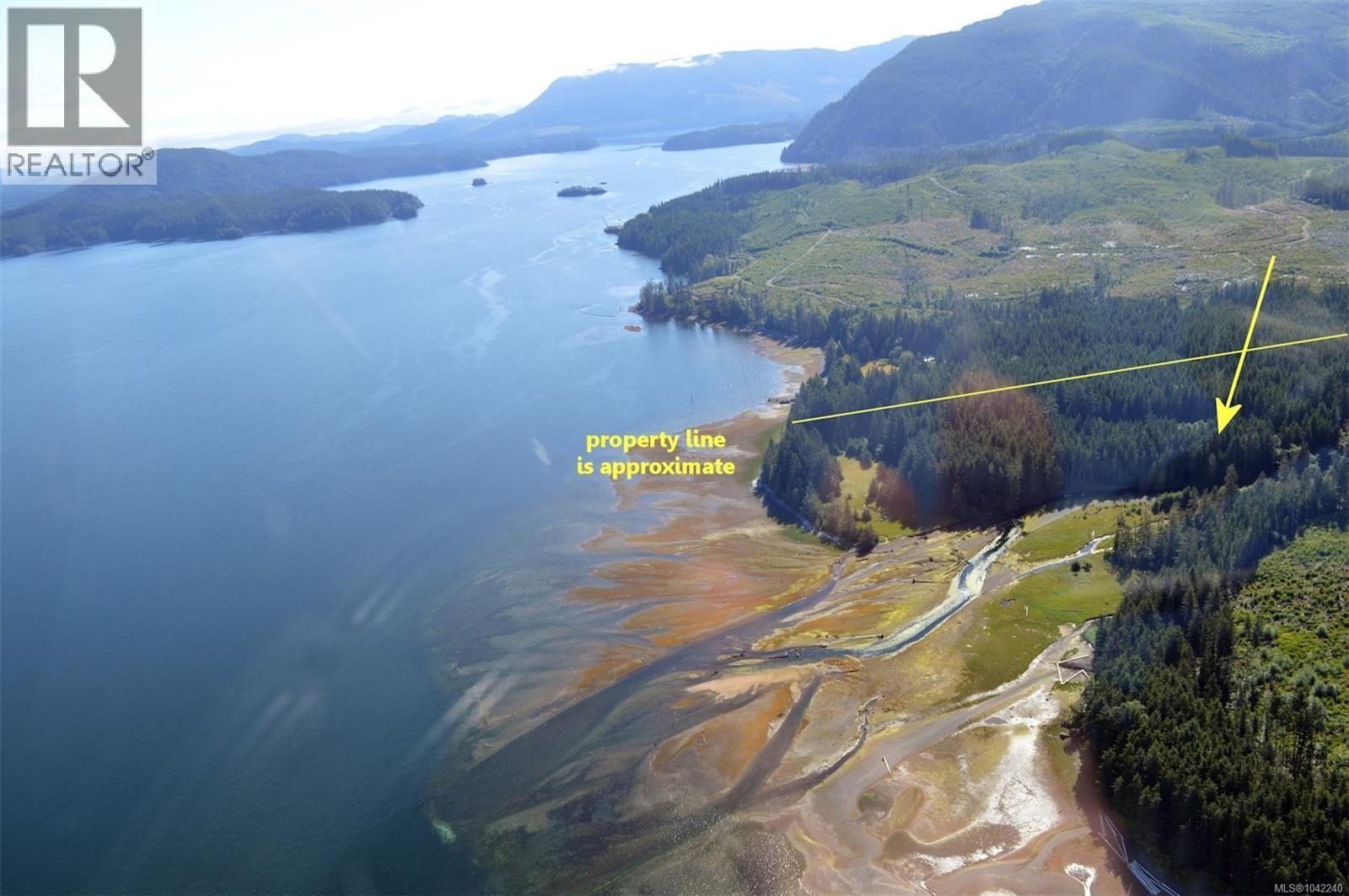 Sec 8 Kewquodie Creek, Quatsino, British Columbia V0N 2V0