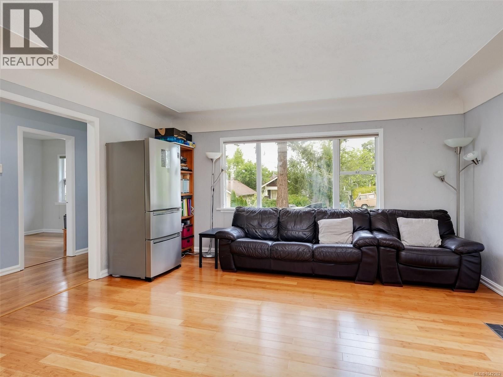 915 Inskip Street property photo