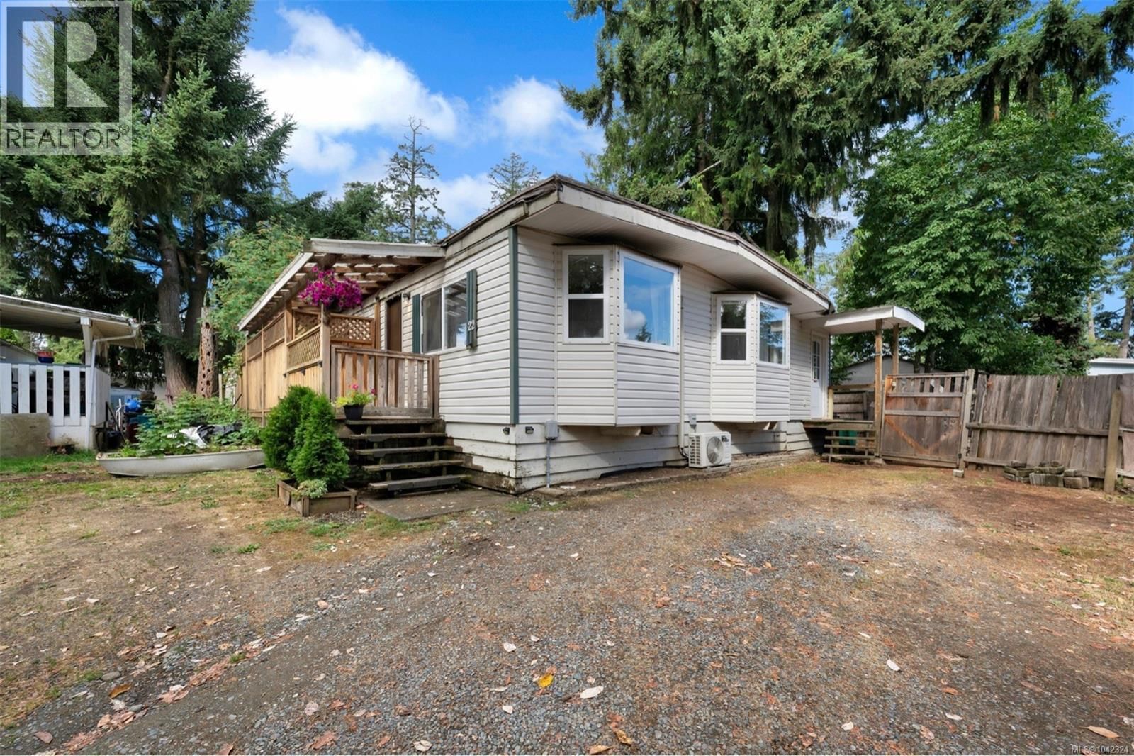 22 1540 Cowichan Bay Road