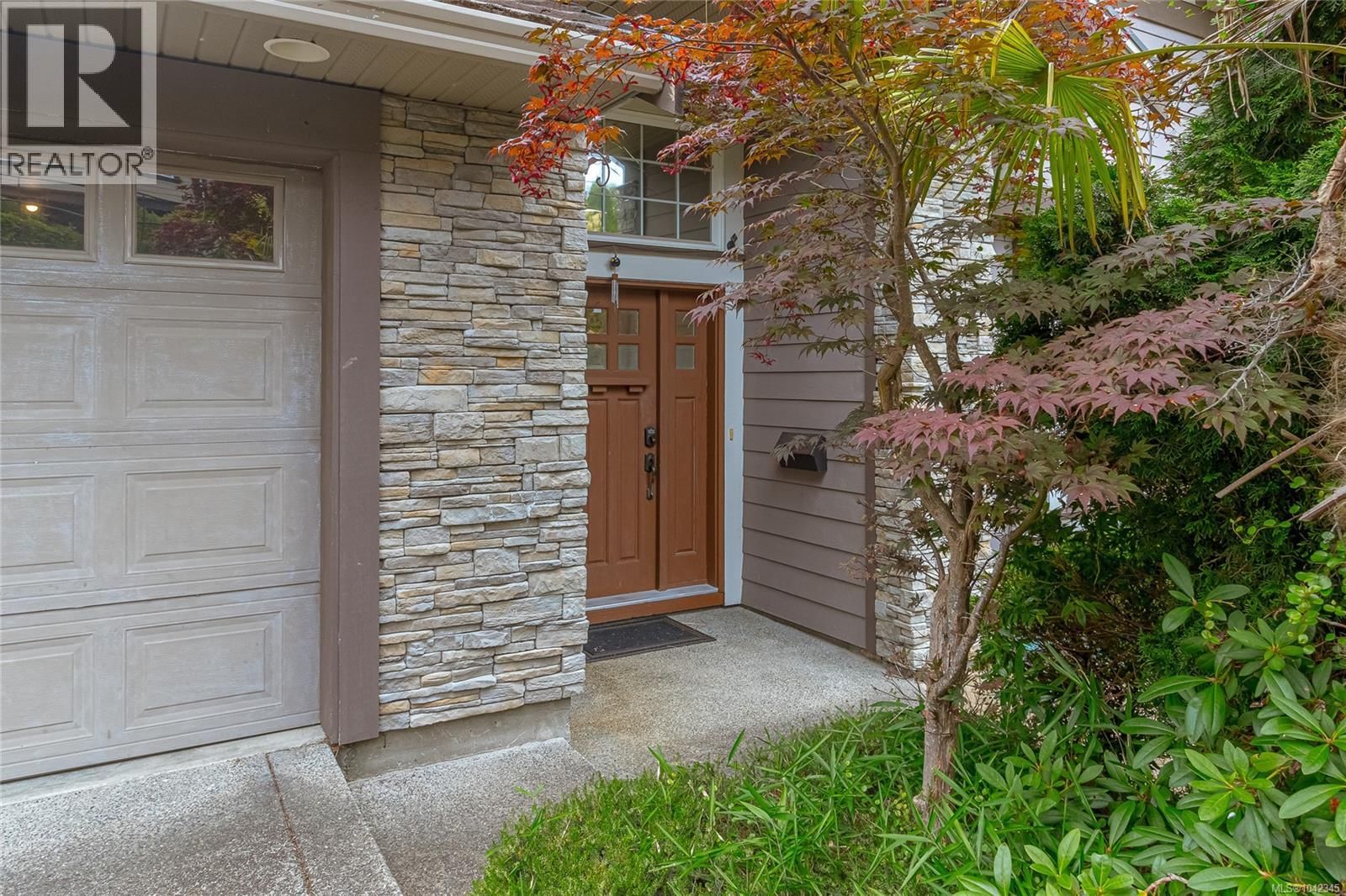 951 Seamist Rise property photo