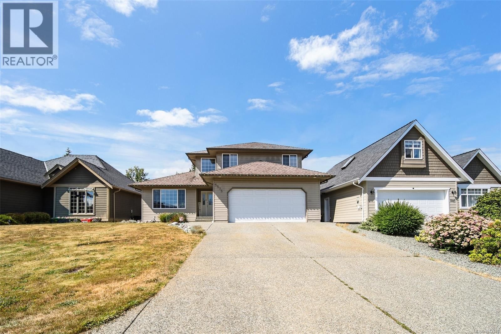 5575 Woodland Crescent