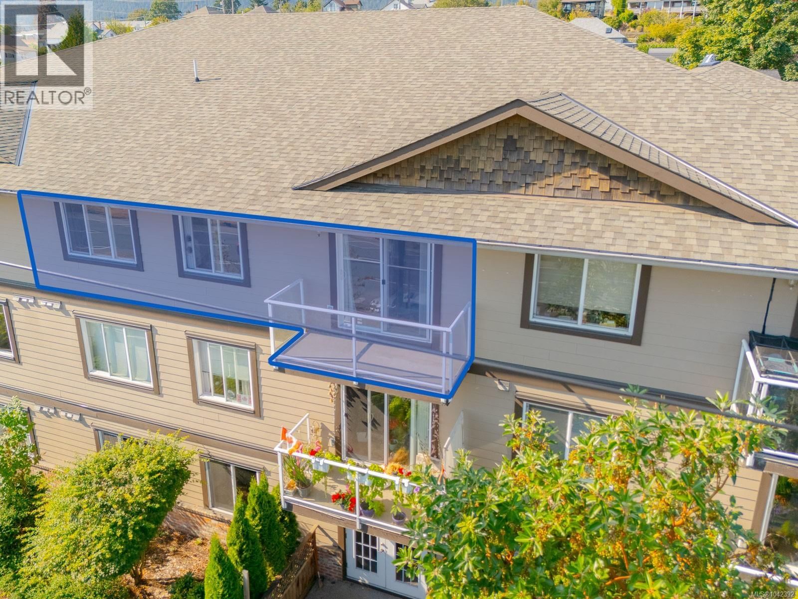 10 8 White Street