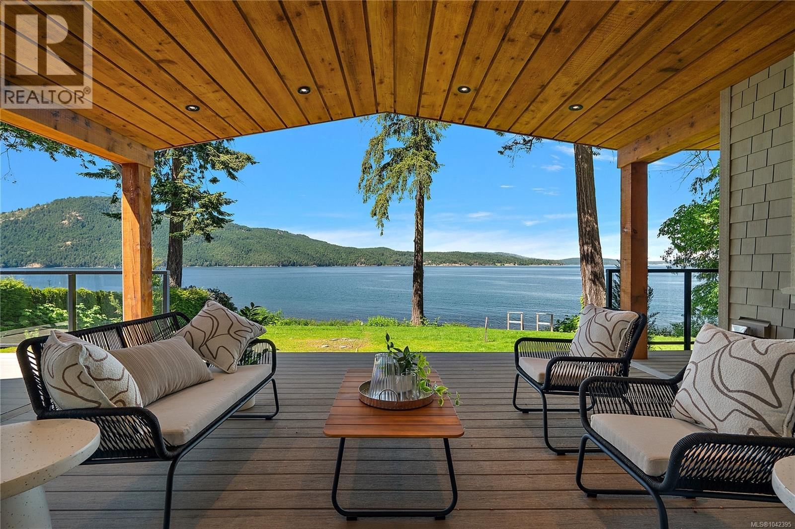 11665 Jupata Way, North Saanich, British Columbia V8L 5K1