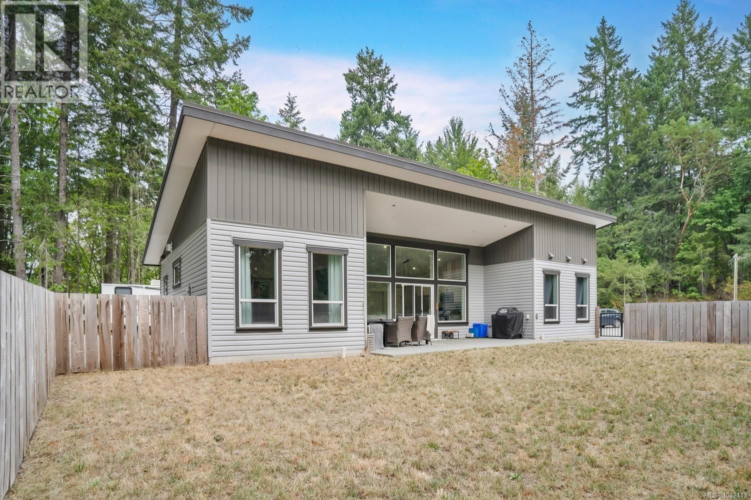 995 Nanaimo River Road property photo