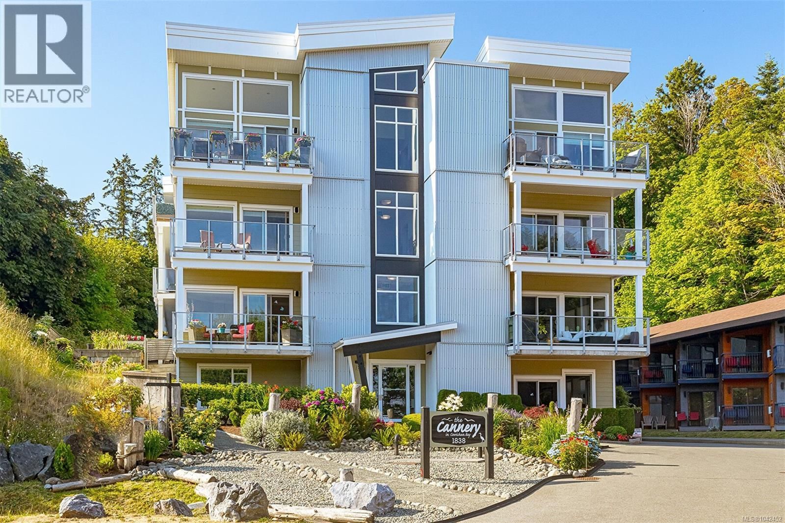 101 1838 COWICHAN BAY Road property photo