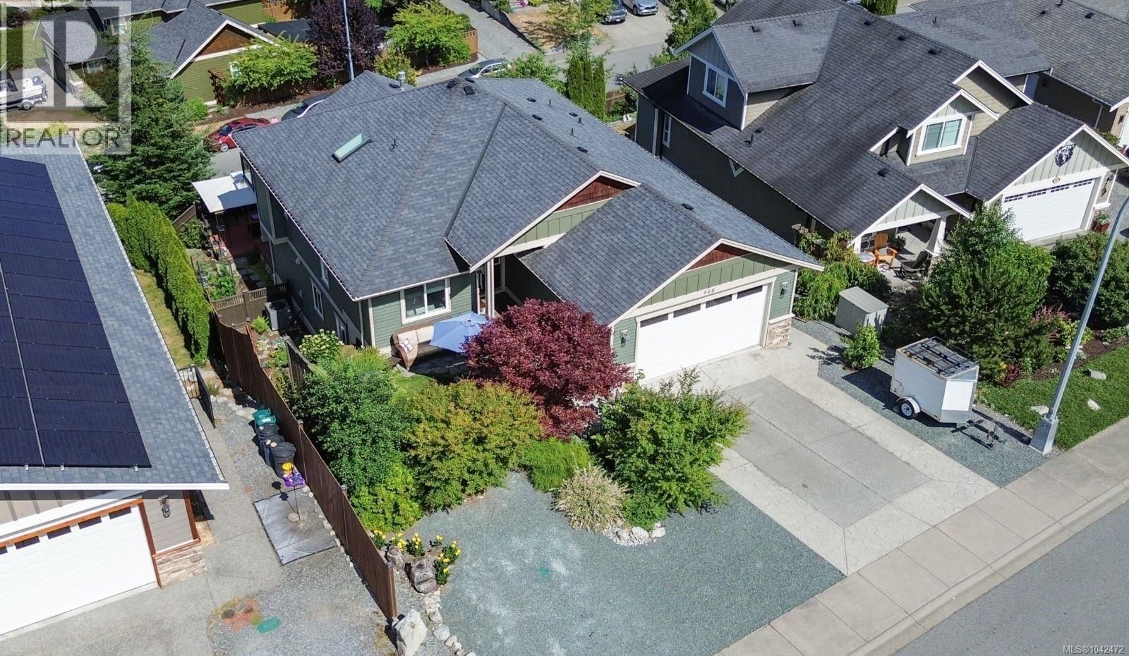 908 Hanington Road property photo